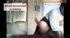 印度性爱视频：Chuby Bigboobs夫妇的mo吟和勃起视频 1 敏 50 sec