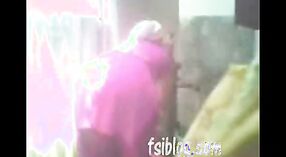 मैदानी आंघोळीमध्ये देसी गर्ल असलेले भारतीय सेक्स व्हिडिओ 9 मिन 30 सेकंद