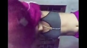 Video de sexo indio con un joven adolescente universitario 0 mín. 0 sec