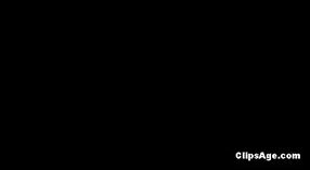 MILFラタンギのインドポルノビデオは、熱くて蒸し暑いフェラチオを特徴としています 7 分 40 秒