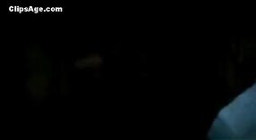 मिल्फ लाटांगीच्या भारतीय अश्लील व्हिडिओमध्ये गरम आणि वाफेवर ब्लोजोब आहे 0 मिन 0 सेकंद