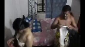 Indyjski najemca pieprzy Bengalski kobieta w darmowe seks wideo 5 / min 40 sec