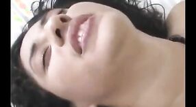 دیسی تخرکشک لڑکی کی پہلی بار کے ساتھ ایک غیر ملکی کلائنٹ میں فحش ویڈیو 3 کم از کم 00 سیکنڈ