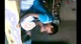 Bhabhi indien de Kanpur Se fait baiser par Devar sur une Caméra cachée 1 minute 50 sec
