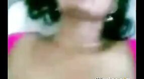 खडबडीत बांगलादेशी मुलगी अश्लील व्हिडिओमध्ये उघडकीस आली आणि गोंधळात पडली 7 मिन 20 सेकंद