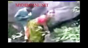 Vidéo de sexe indien mettant en vedette une andhra bhabi se faisant baiser en plein air 0 minute 40 sec