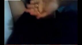 ದೇಸಿ ಮಿಲ್ಫ್ ಆಂಟಿ ಮನೆಯಲ್ಲಿ ನೆರೆಹೊರೆಯವರೊಂದಿಗೆ ಲೈಂಗಿಕತೆಯನ್ನು ಹೊಂದಿದ್ದಾಳೆ 0 ನಿಮಿಷ 0 ಸೆಕೆಂಡು