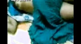 শ্রীভিডিয়ার লাজুক এবং নিষিদ্ধ সম্পদের বৈশিষ্ট্যযুক্ত ভারতীয় সেক্স ভিডিও 1 মিন 50 সেকেন্ড