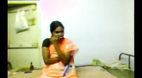Vídeos de sexo indianos com uma prostituta Tâmil no escândalo Dharmapuri 0 minuto 0 SEC