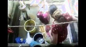 ભારતીય પોર્ન વિડિઓ ખુલ્લા સ્નાનમાં ગરમ અને શિંગડા છોકરી દર્શાવતા 0 મીન 0 સેકન્ડ