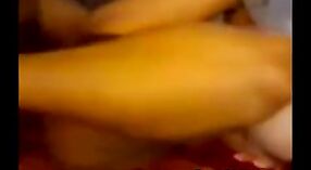 இந்த அமெச்சூர் ஆபாச வீடியோவில் இந்திய ஜோடி தீவிரமான உடலுறவை அனுபவிக்கிறது 1 நிமிடம் 20 நொடி