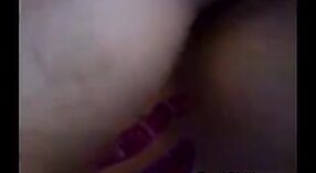 Indisch Paar enjoys intense seks in deze amateur porno video 5 min 20 sec