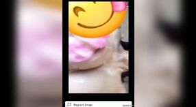 Любительская брюнетка Пакистанская красотка демонстрирует свою большую задницу и киску на LiveWebcam 0 минута 50 сек