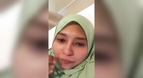 Hijabi paquistanês menina fode com professor 3 minuto 10 SEC