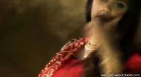 تامل رقاصہ جنسی تحریکوں سے ایشیائی... 1 کم از کم 20 سیکنڈ