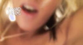 Jessa Rhodes ' s eerste amateur scene features haar taking sperma in haar mond 22 min 50 sec