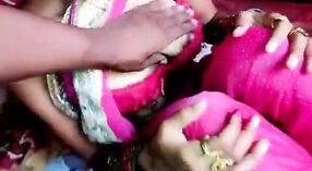 Indien Desi Footjob Et Sexe Hardcore En Saree Voix Hindi Claire 0 minute 0 sec