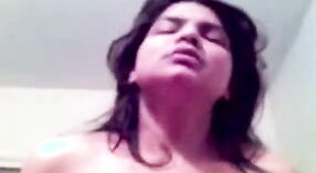 الباكستانية جبهة تحرير مورو الإسلامية يحصل خدع من قبل زوجها صديق في هذا الساخنة الجنس الفيديو 6 دقيقة 10 ثانية