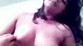 पाकिस्तानी एमआईएलए इस गर्म सेक्स वीडियो में उसके पति के दोस्त द्वारा धोखा दिया जाता है 9 मिन 30 एसईसी