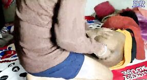 ದೇಸಿ ಲಾಂಡಾ ಅವರ ವಿವಾಹಿತ ಸಹೋದರಿ ಲೈಂಗಿಕತೆಯ ಬಯಕೆಯನ್ನು ವಿರೋಧಿಸುತ್ತಾರೆ 3 ನಿಮಿಷ 40 ಸೆಕೆಂಡು