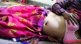 Desi Wife Shares Her Pussy on Mobile in HD Video 1 min 20 sec