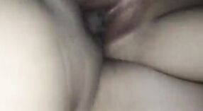 Close-up van Desi Indiase Amratur ' s strakke Vagina Getting Creampied 3 min 40 sec