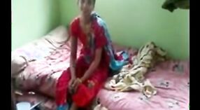 Desi bhabhi được xuống và dơ bẩn với cô ấy người bạn tại của anh ấy nhà 3 tối thiểu 40 sn