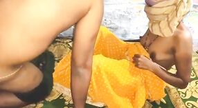 Desi coppia vapore villaggio sex tape 0 min 0 sec