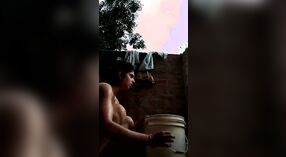Desi chica se golpean por Nangi Nahati en caliente video porno 2 mín. 10 sec