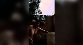 Desi ragazza prende pestate da Nangi Nahati in caldo porno video 0 min 0 sec