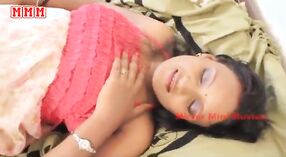 Desi Bhabhi ' s sensuele en erotische Masala Film 2 min 30 sec