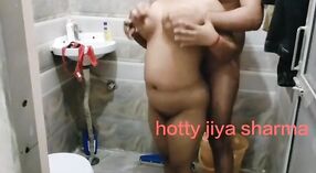 Desi couple's steamy bathroom encounter in HD 2 min 40 sec
