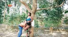 Desi Chudai Xxx Video im Park: Eine Heiße und Dampfende Begegnung 5 min 20 s