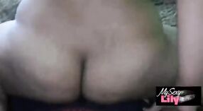 Desi bhabhi ' s assxx kurwa wideo to a musi-oglądać 1 / min 40 sec