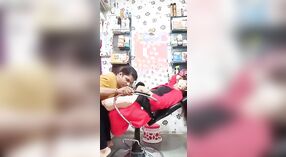 Bhabhi chud gaya salon mein heißes desi-Sexvideo 0 min 0 s