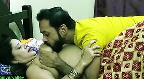 Deepawali-Themen-Tante-sex-video mit einer heißen Wendung 4 min 50 s