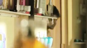 Adegan beruap bibi Desi dalam video" BA Paas" 7 min 40 sec