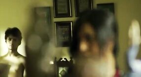 Adegan beruap bibi Desi dalam video" BA Paas" 9 min 00 sec