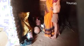 Desi bhabhi's steamy sex tape nel villaggio 2 min 00 sec