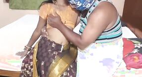 Desi bhabhi em saree recebe seu bichano martelado por um xxx bruxa 0 minuto 0 SEC