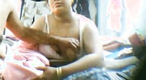 Desi aunty's big boobs bounce in hot dabwah rakhi video 2 min 00 sec