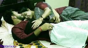Bengala Ocidental vídeo de sexo com uma mãe quente 1 minuto 20 SEC