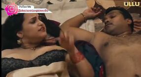 Desi bhabhi ' s sensuele muziekvideo 3 min 50 sec