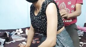 Chut lund video của một cô gái desi busty nhận được fucked cứng 0 tối thiểu 0 sn