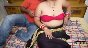 Desi bhabhi dostaje jej pussy pounded brat ' s przyjaciel 0 / min 0 sec