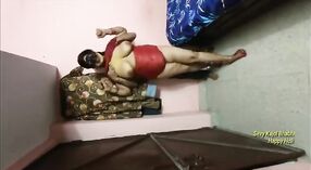 Desi bhabhi se fait pilonner la chatte sur Holi 1 minute 50 sec