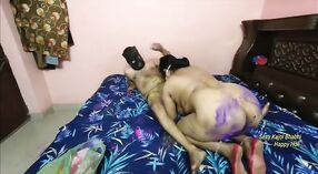 Desi bhabhi se fait pilonner la chatte sur Holi 6 minute 20 sec