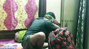 Desi Hint bhabhi içinde sıcak chudai video 3 dakika 20 saniyelik