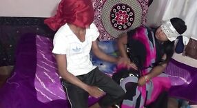 Desi Bhabhi ' S Hete en zware seksscène in het Hindi 0 min 0 sec