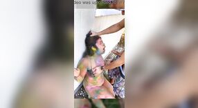 Desi aunty của chín phút của niềm vui Trên Holi ngày 1 tối thiểu 30 sn